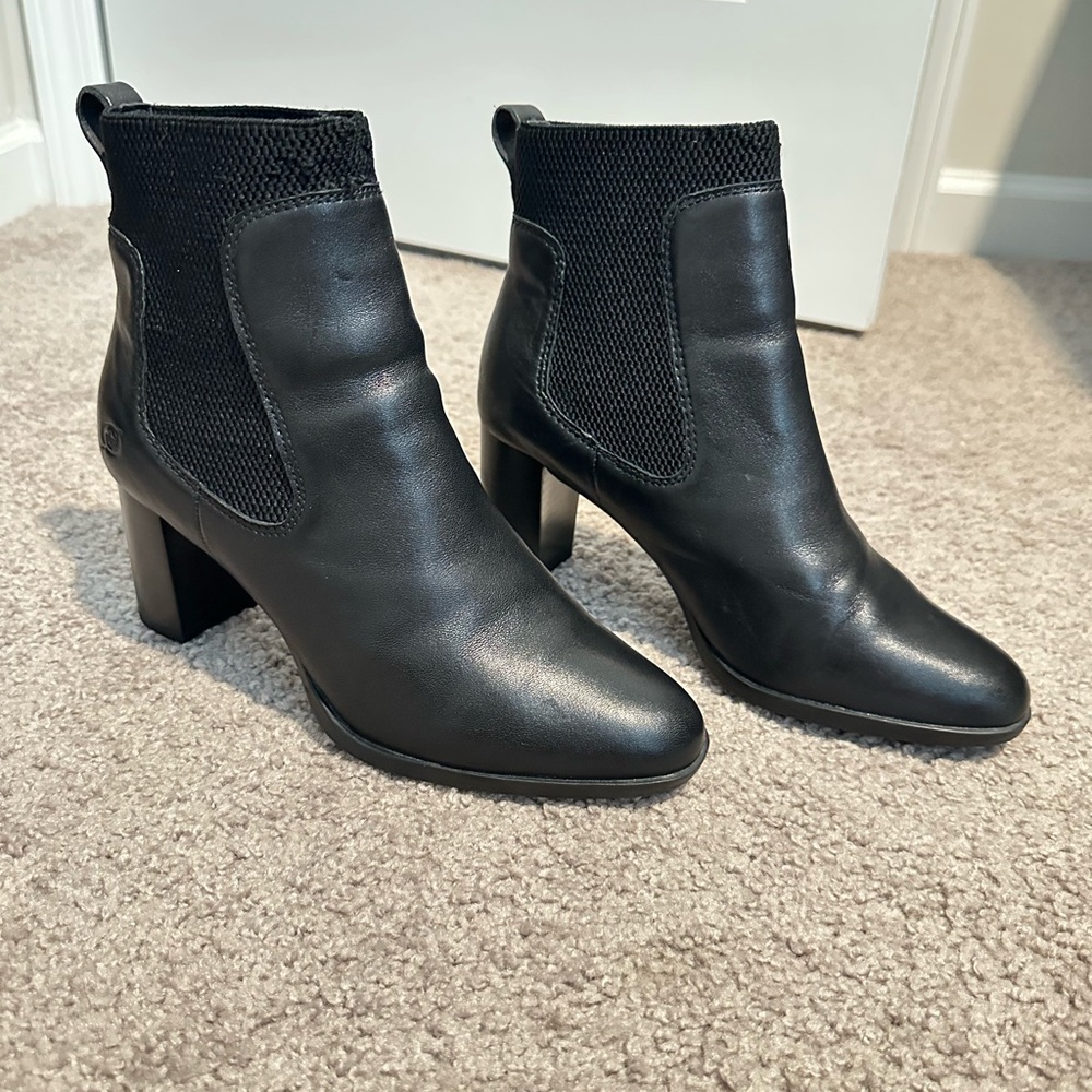 Born Khele Black Leather Heeled Boots
